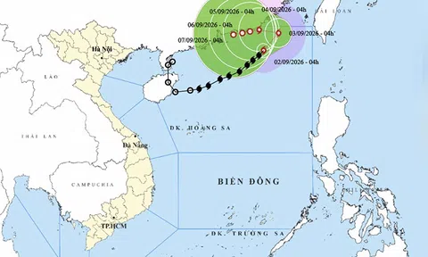 Ngày 2/9: Bão số 5 duy trì sức gió cấp 8, giật cấp 10 trên Biển Đông