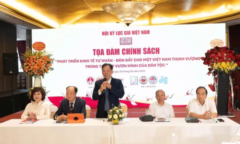 Hội Kỷ lục gia Việt Nam đồng hành thực hiện Nghị quyết số 68