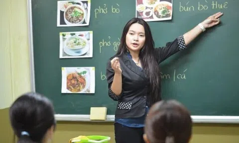 Quảng bá văn hóa Việt Nam qua giảng dạy tiếng Việt trong kỷ nguyên số: Cơ hội và thách thức