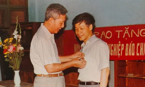 Tổng Bí thư Nguyễn Phú Trọng gần 30 năm làm báo chuyên nghiệp