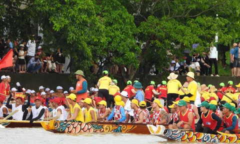 Đặc sắc Lễ hội đua, bơi thuyền truyền thống trên sông Kiến Giang chào mừng 80 năm Quốc khánh 2/9