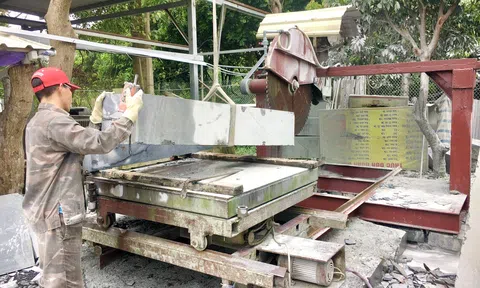 Độc đáo ngôi làng ven đô, cái “nôi” của nghệ thuật điêu khắc đá Hà Nội