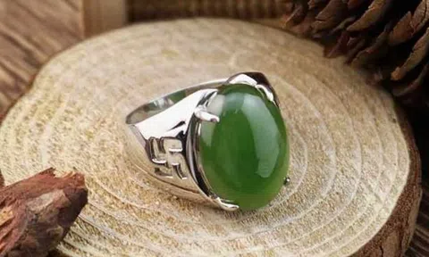 Nhẫn ngọc bích đẳng cấp, mang đậm ý nghĩa phong thuỷ