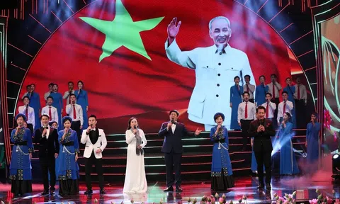 Món quà nghệ thuật từ trái tim tri ân Chủ tịch Hồ Chí Minh