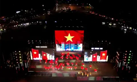 Nghệ An: Chương trình "Từ Làng sen đến thành phố Hồ Chí Minh" và bế mạc lễ hội Làng Sen năm 2025