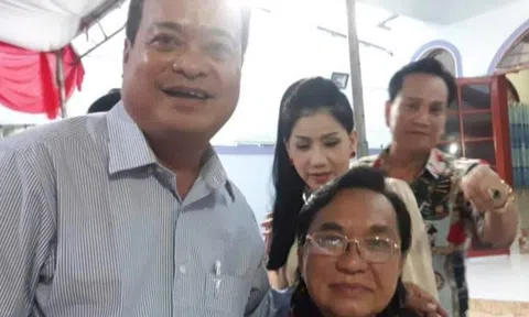 Người nghệ sĩ gìn giữ hồn dân tộc qua lời ca, tiếng hát