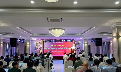 Hà Tĩnh phát động phong trào “Bình dân học vụ số” gắn với “Học tập số”