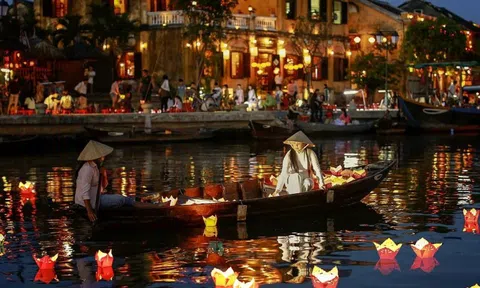 Hội An - Di sản kể chuyện bằng ánh đèn, hương quế và tiếng người