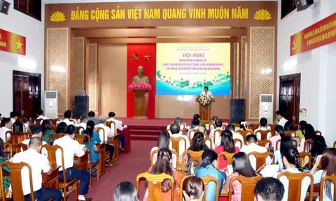 Sở Văn hóa, Thể thao và Du lịch Hà Tĩnh: Tuyên dương điển hình tiên tiến và tổng kết 10 năm thực hiện Chỉ thị 05 của Bộ Chính trị