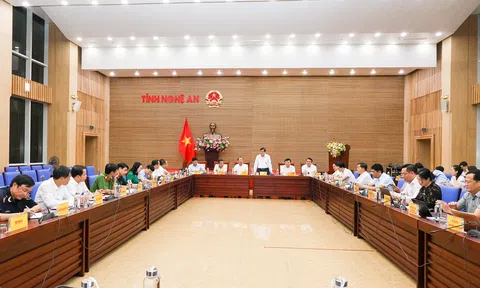 Nghệ An: Tập trung hoàn thiện mô hình chính quyền 2 cấp, thúc đẩy tăng trưởng, nâng cao chất lượng phục vụ người dân