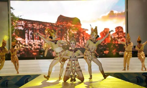 Alma Resort ra mắt “The Stage - Alma Show”: Cầu nối văn hóa Việt - Hàn trên bán đảo Cam Ranh