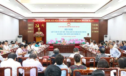 Trình Bộ Chính trị xem xét Đề án sắp xếp, tinh gọn các Hội quần chúng do Đảng, Nhà nước giao nhiệm vụ trước 31/8