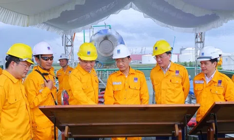 “Một đội ngũ - Một mục tiêu”: Sức mạnh đoàn kết trong lãnh đạo toàn diện của Đảng bộ Petrovietnam