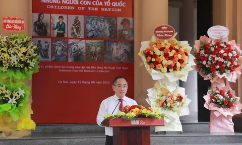 Khai mạc triển lãm chuyên đề “Những người con của Tổ quốc” tại Hà Nội