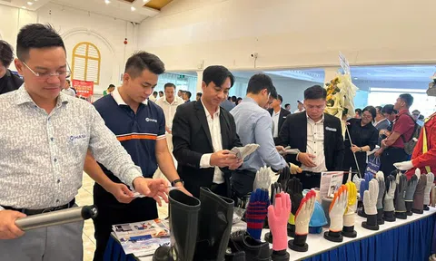 Công nghiệp hỗ trợ TP.HCM: Nắm bắt cơ hội, đón đầu xu hướng toàn cầu