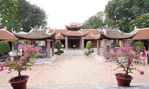 Từ cây đa, giếng nước, sân đình đến bài toán bảo tồn văn hóa