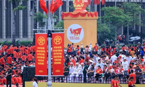 Tổng thuật: Lễ Tổng duyệt chương trình diễu binh, diễu hành kỷ niệm 80 năm Quốc khánh 2/9