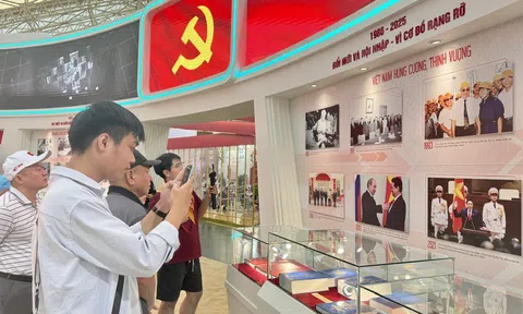 Triển lãm Thành tựu đất nước đón hơn 650.000 lượt khách trong ngày thứ 3 mở cửa