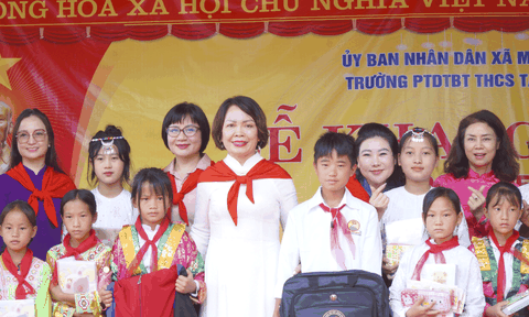 Trường THCS Tả Lủng, xã Mèo Vạc khai giảng năm học mới, đón thêm “ngôi nhà chung” cho học sinh vùng cao