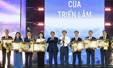 Triển lãm Thành tựu đất nước: Dấu ấn kỷ lục, thành tựu rạng ngời