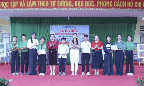 Sân chơi mới khơi dậy đam mê cho học sinh vùng cao Tả Lủng