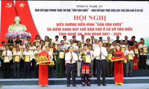 Nghệ An biểu dương các điển hình “Dân vận khéo” và điểm sáng quy chế dân chủ ở cơ sở giai đoạn 2021 - 2025