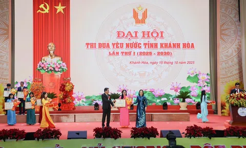 Công ty Yến sào Khánh Hòa - Lá cờ đầu trong phong trào thi đua yêu nước