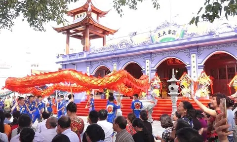 Chương trình Giao lưu thực hành tín ngưỡng thờ Mẫu tại Di tích Đền Kỳ Cùng được diễn ra từ 07/11 - 09/11/2025