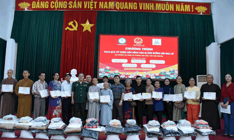 Viện Phát triển văn hóa và chăm sóc sức khỏe cộng đồng chung tay hỗ trợ 1.000 phần quà đến bà con vùng lũ Thái Nguyên