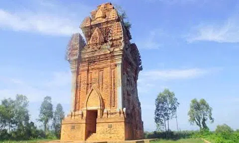 Tháp Cánh Tiên (Gia Lai): Vẻ đẹp huyền thoại giữa lòng Đồ Bàn xưa