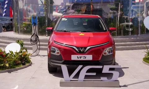 Chuyển từ xe xăng sang VinFast VF 5, chủ xe thừa nhận: Dễ lái, dễ mua, tiết kiệm gần chục triệu đồng mỗi tháng