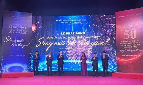 Văn hóa Việt Nam hướng tới tầm vóc mới: Phát động sáng tác “Sống mãi với thời gian”