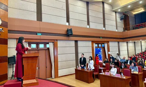 Hội nghị trao đổi về xã hội trí tuệ nhân tạo (AIWS) và vận dụng AI trong bối cảnh kỷ nguyên số