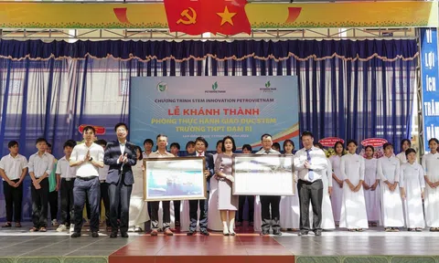 Phòng STEM Innovation Petrovietnam: Là chiến lược cho Học sinh Trường THPT Đạm Ri bước vào tương lai