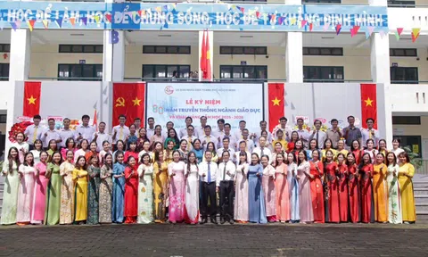 Trường THPT Bình Hưng Hòa - 15 năm xây dựng, trưởng thành và phát triển