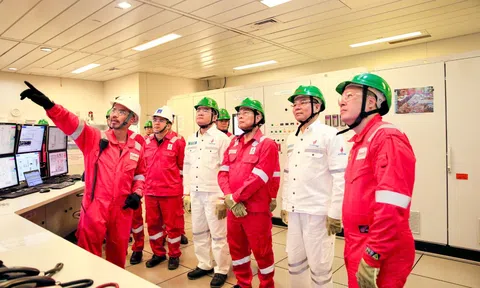 Năm 2025: Petrovietnam vượt khó thích ứng linh hoạt, giữ nhịp tăng trưởng