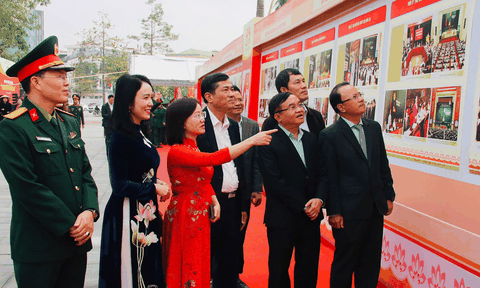 Nghệ An tổ chức Triển lãm kỷ niệm 80 năm Ngày Tổng tuyển cử đầu tiên bầu Quốc hội Việt Nam