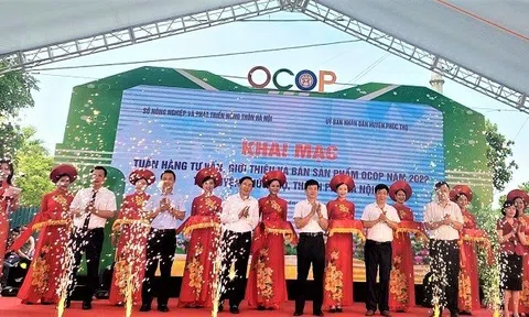 Tuần hàng, tư vấn và bán sản phẩm OCOP năm 2022 tại huyện Phúc Thọ