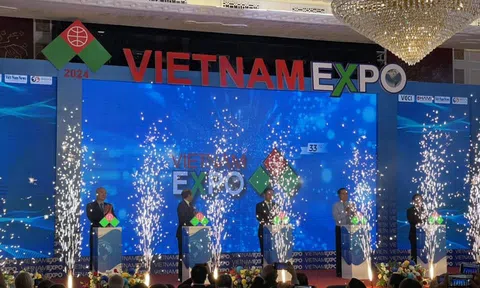 Vietnam Expo 2024: Sự kiện thương mại hàng đầu Việt Nam chính thức khai mạc
