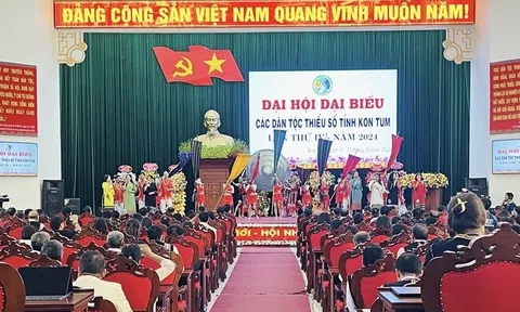 Kon Tum: Bà con các dân tộc thiểu số đoàn kết chung sức xây dựng vùng đất Bắc Tây Nguyên phát triển