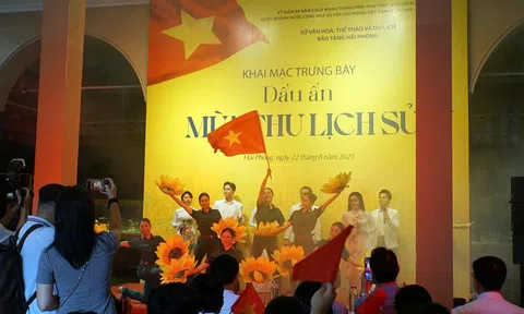 Dấu ấn mùa thu lịch sử giữa lòng thành phố Cảng