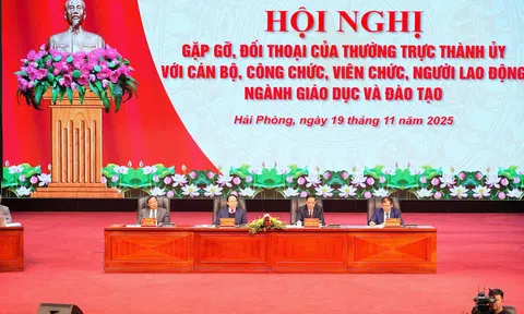 Thắp sáng tri thức – Hải Phòng hướng tới tương lai giáo dục toàn diện