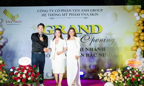 Ca sĩ Anh Quân Idol và dàn sao đến dự Lễ khai trương Hệ thống mỹ phẩm Yna Skin chi nhánh đại diện thành phố Bắc Ninh