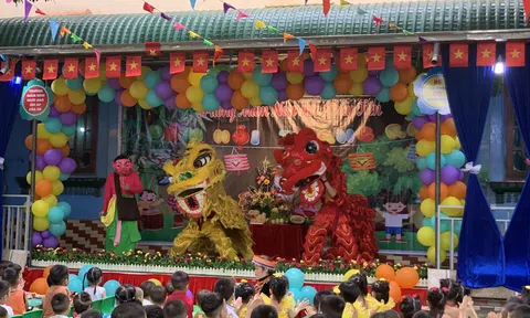 Hà Nội: Trường Mầm non Hoa Thủy Tiên 2 tổ chức vui tết trung thu cho các nhóm lớp