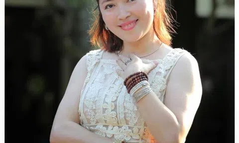 Chùm thơ Bảo Ngọc: Em mê váy và cũng ưa làm nũng