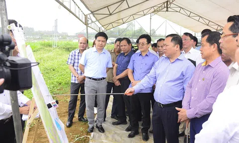 Hoà Bình: Bí thư Tỉnh ủy Nguyễn Phi Long kiểm tra Khu công nghiệp Nhuận Trạch và Khu công nghiệp Nam Lương Sơn