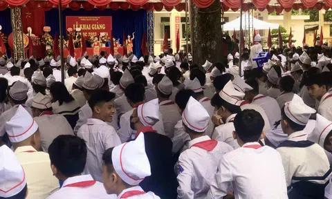 Trường Tiểu học và Trung học cơ sở Hoà Sơn: Khai giảng năm học mới 2023-2024