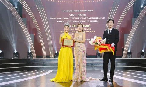 Hoa hậu Thiện Nguyện Liêu Thị Mỹ Hạnh trao học bổng cho học sinh có hoàn cảnh khó tại quê nhà