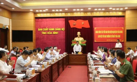 Đoàn công tác Tiểu ban Văn kiện Đại hội lần thứ XIV của Đảng làm việc tại Tỉnh ủy Hòa Bình