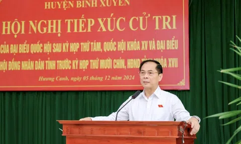 Phó Thủ tướng Chính phủ Bùi Thanh Sơn tiếp xúc cử tri tại Vĩnh Phúc